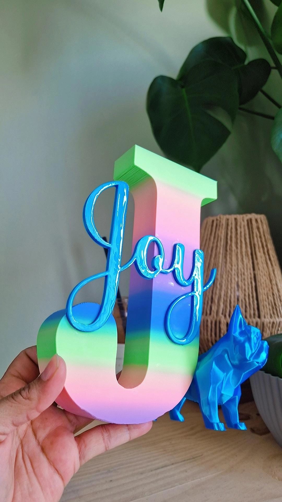 Lettre personnalisée multicolore à poser – Initiale & prénom décoratif